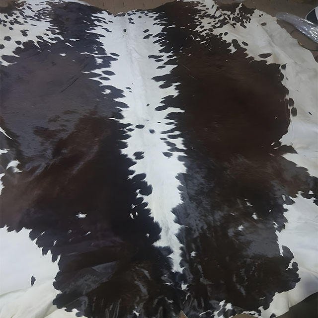Hand-Picked Genuine Leather Cowhide Rug for Art Installation Real Leather Minimalist Loft Flooring Abstract Pattern Floor Skin